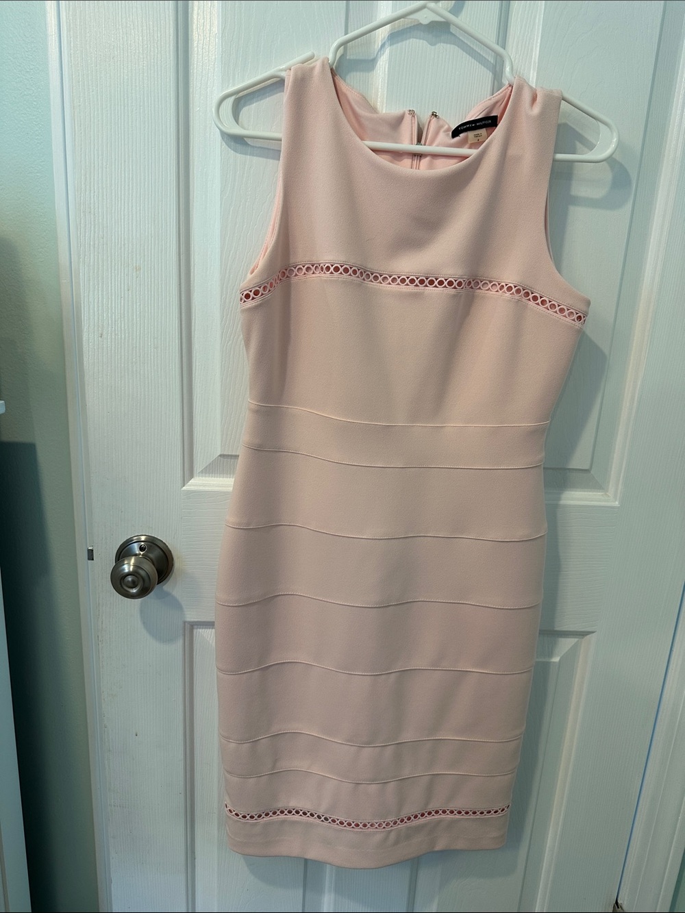 Tommy Hilfiger Light Pink Sleeveless Midi Sheath Dress